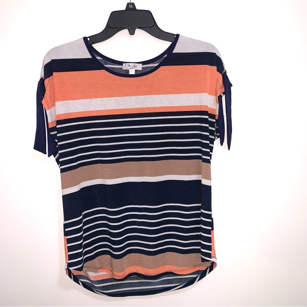 🌷5/$20 Women’s Striped Short Sleeve Top